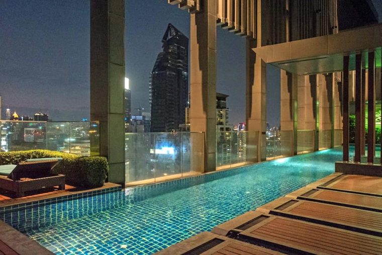 1514975829-the-address-Sukhumvit28-pool