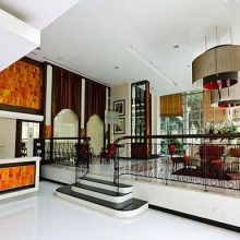 Address-Sukhumvit-42-Bangkok-condo-for-sale-lobby-600x385