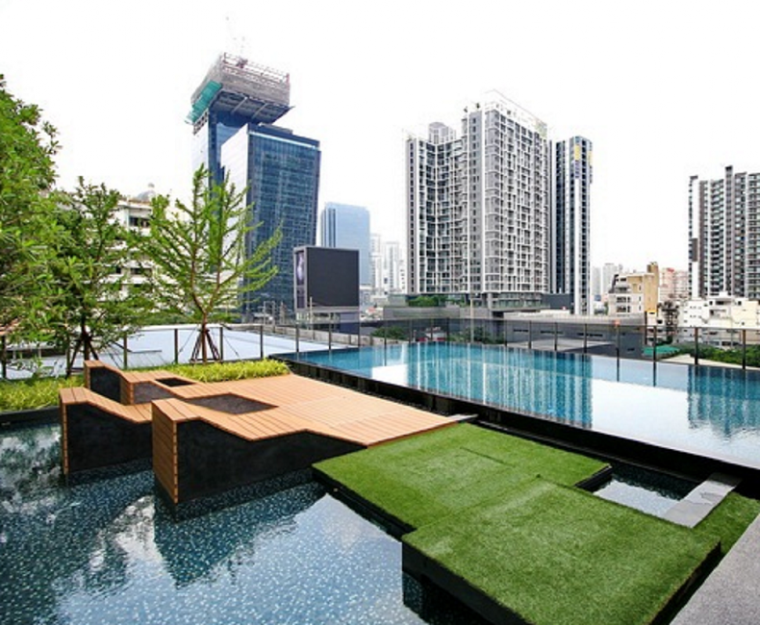 Rhythm-asoke-1-swiming-pool-760x625-1-760x625