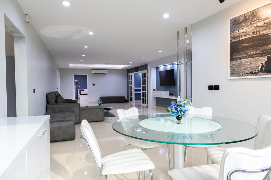 President Park Sukhumvit 24 · 3 bedroom · 225 SqM · Floor 11 · Phrom Phong, Bangkok · Photo 3 President Park Sukhumvit 24 3-bedroom Condo in Phrom Phong, Bangkok – photo 3