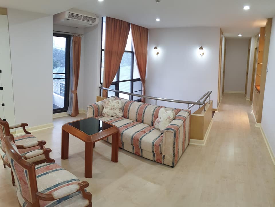 Supalai Place Sukhumvit 39 · 3 bedroom · 300 SqM · Watthana, Bangkok · Photo 3 Supalai Place Sukhumvit 39 3-bedroom Condo in Watthana, Bangkok – photo 3