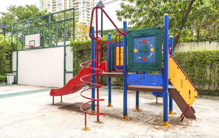 15_The-Wind-Condominium-playground