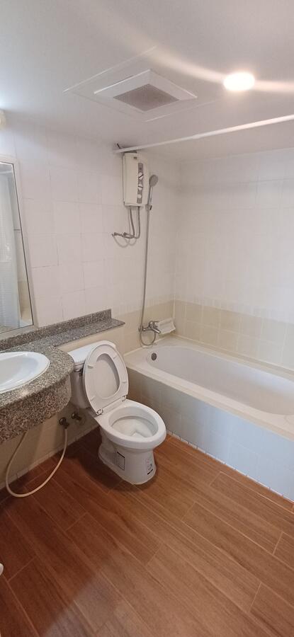 Navin Court · 2 bedroom · 69 SqM · Floor 8 · Nana, Bangkok · Photo 2 Navin Court 2-bedroom Service Apartment in Nana, Bangkok – photo 2