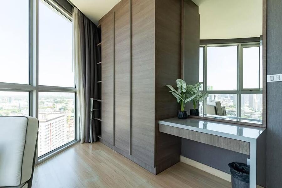 Sky Walk Condominium · 1 bedroom · 54 SqM · Floor 28 · Khlong Toei, Bangkok · Photo 5 Sky Walk Condominium 1-bedroom Condo in Khlong Toei, Bangkok – photo 5