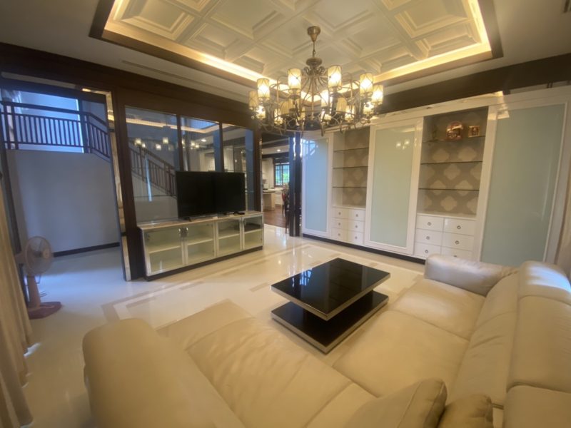 Narasiri Pattanakarn-Srinakarin · 5 bedroom · 426 SqM · Pattanakarn, Bangkok · Photo 1 Narasiri Pattanakarn-Srinakarin 5-bedroom Detached House in Pattanakarn, Bangkok – photo 1