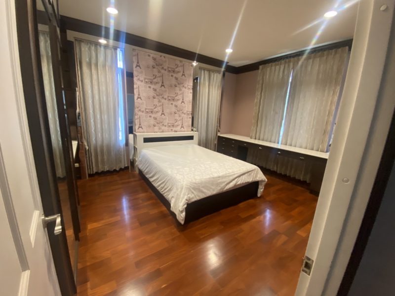 Narasiri Pattanakarn-Srinakarin · 5 bedroom · 426 SqM · Pattanakarn, Bangkok · Photo 2 Narasiri Pattanakarn-Srinakarin 5-bedroom Detached House in Pattanakarn, Bangkok – photo 2